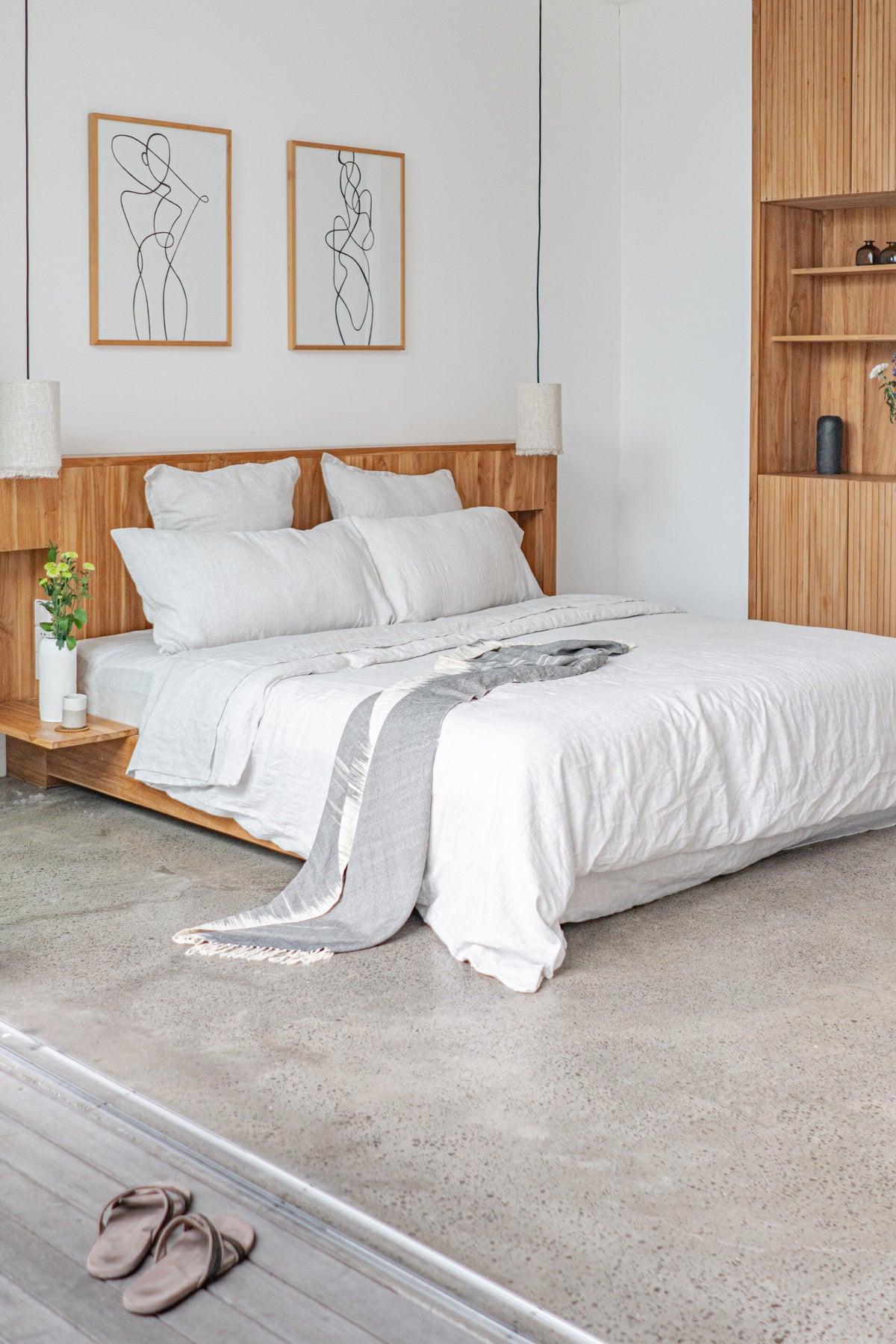 linen bedding, linen sheet and linen pillow