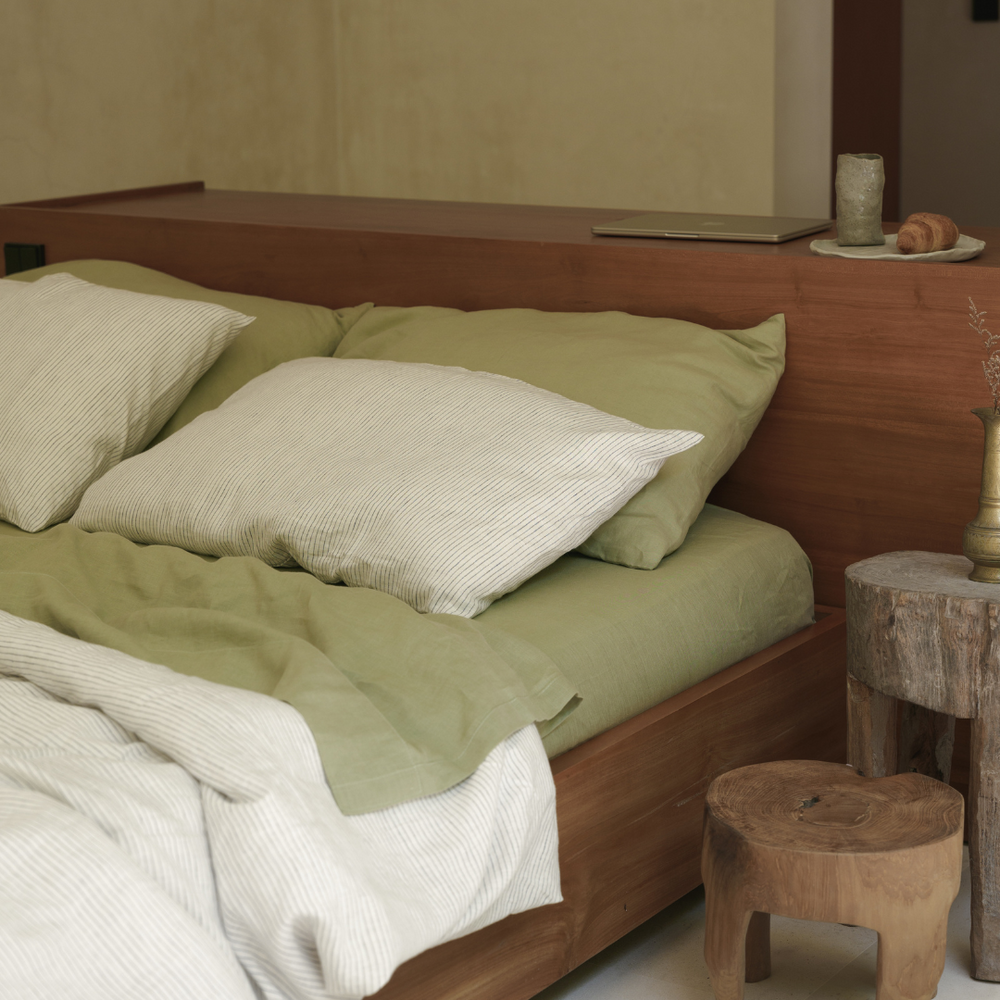 Pencilstripe Linen Pillowcases Set (2 pcs)