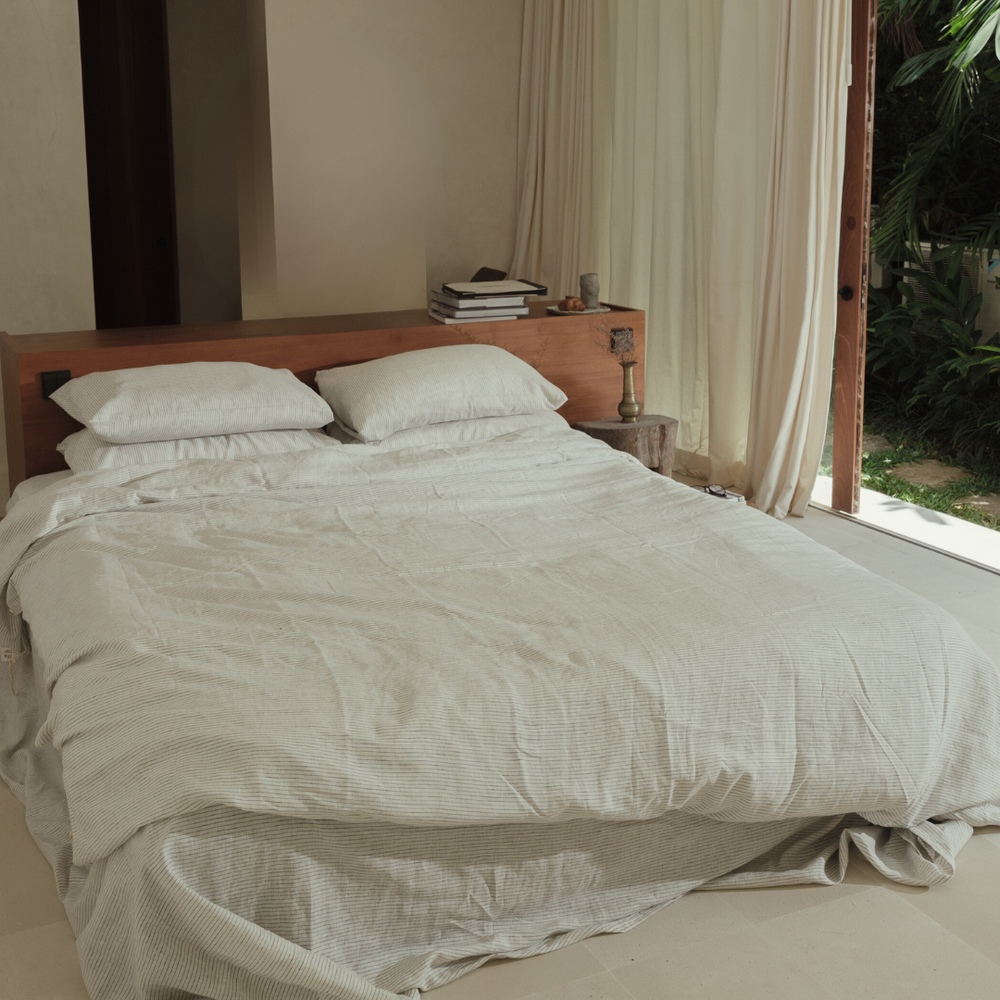 Pencilstripe Linen Fitted Sheet