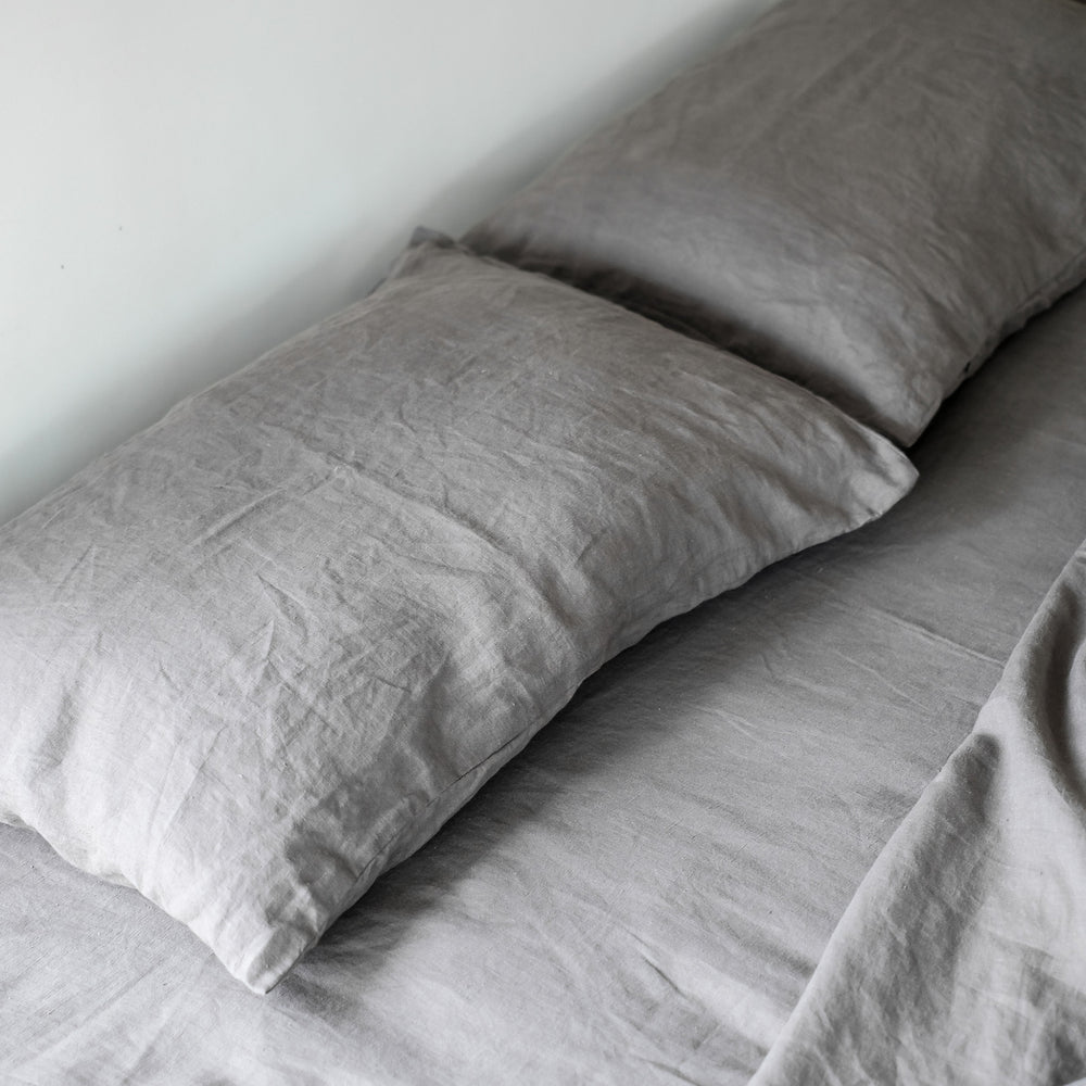 Charcoal Linen Sheet Set (4 pcs)
